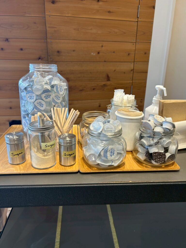 ZEBRA Coffee & Croissant 稲城中央公園店_稲城のミカタ
