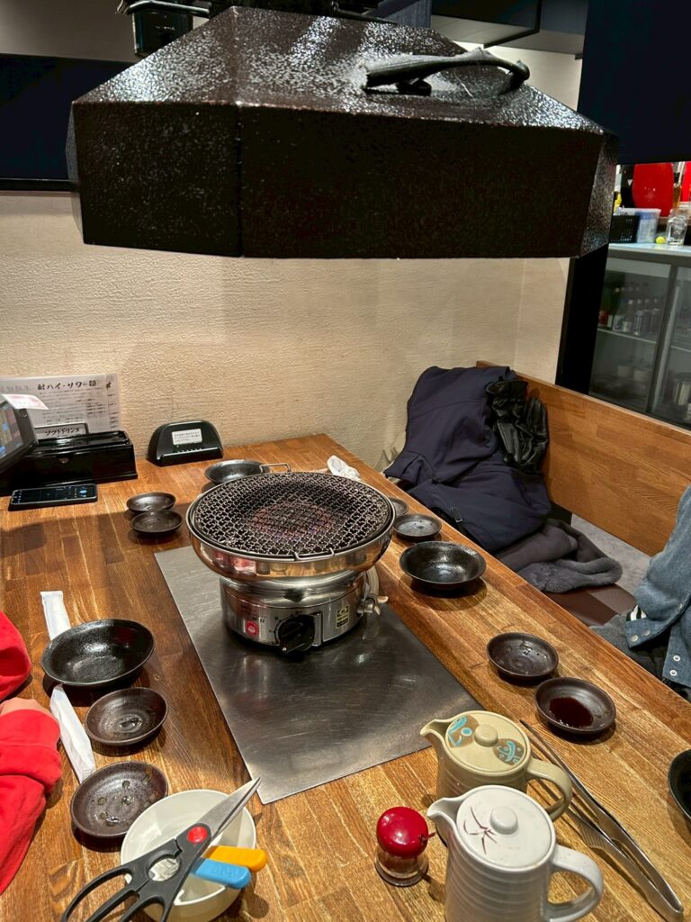 七輪炭火焼肉 遊輪 SOCOLA若葉台店_稲城のミカタ